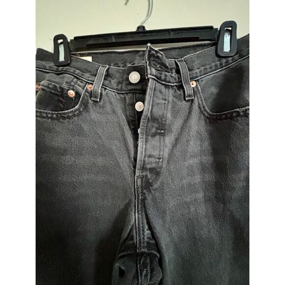 Levis Jeans Womens 26x30 Black 501 Button Fly Denim Pants Western 90s - Picture 2 of 7